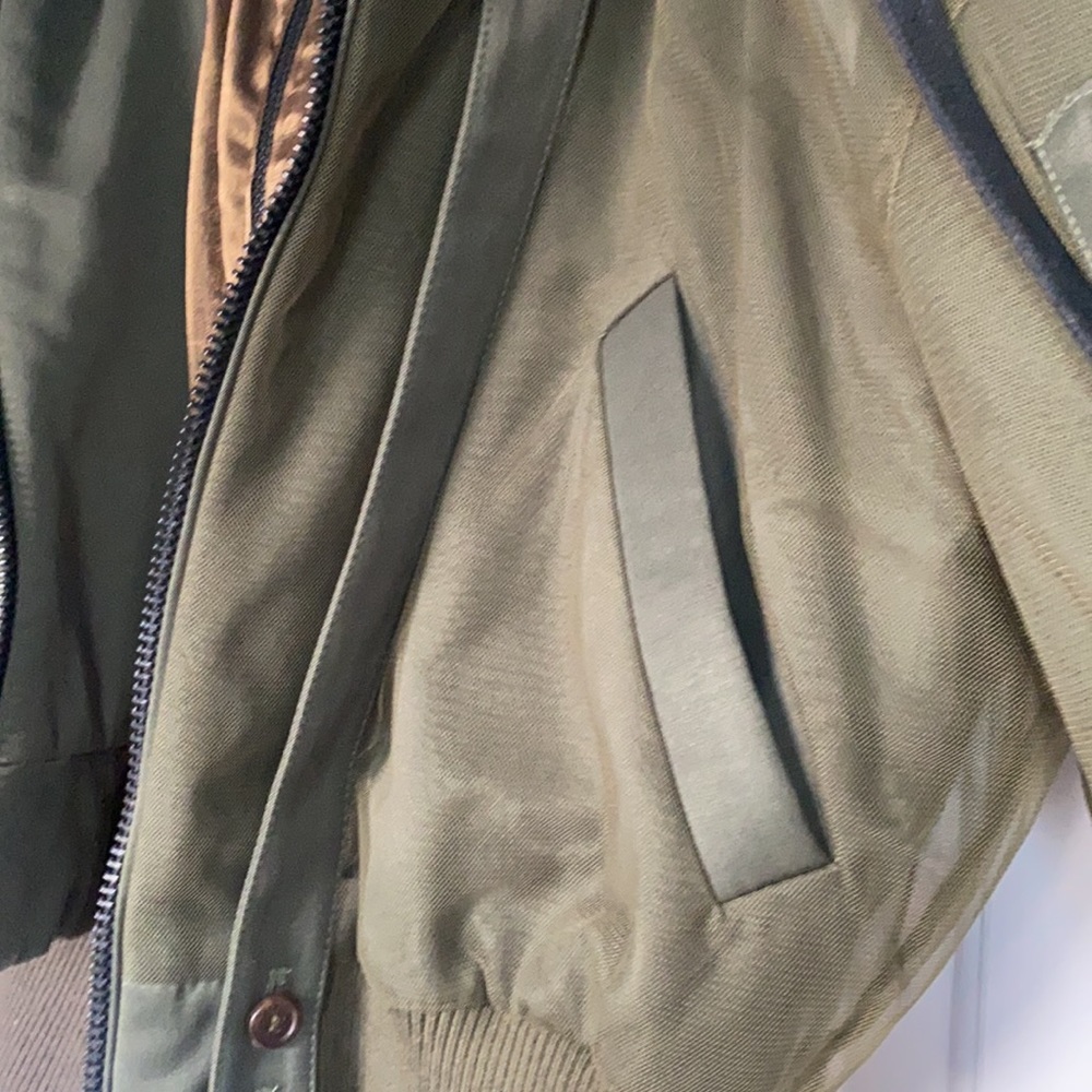 Yohanix Jacket - Picture 5 of 10